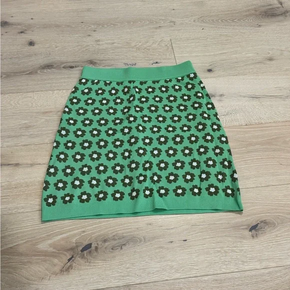 Green retro Floral Knit shirt/skirt set - Picture 12 of 12